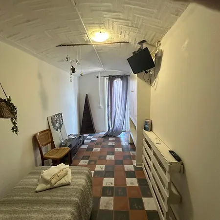 K.singleroom Гостевой дом Карпи